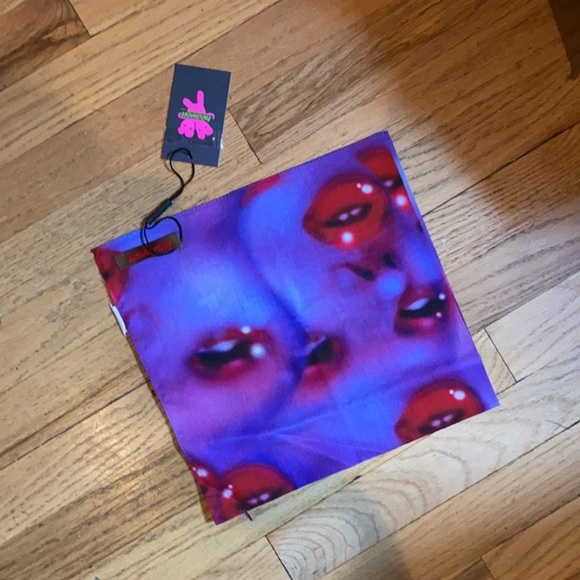 Marc Jacobs FACES Bandana Face Print Scarf HEAVEN - Picture 5 of 5